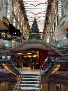 Independence of the Seas Royal Promenade Christmas tree