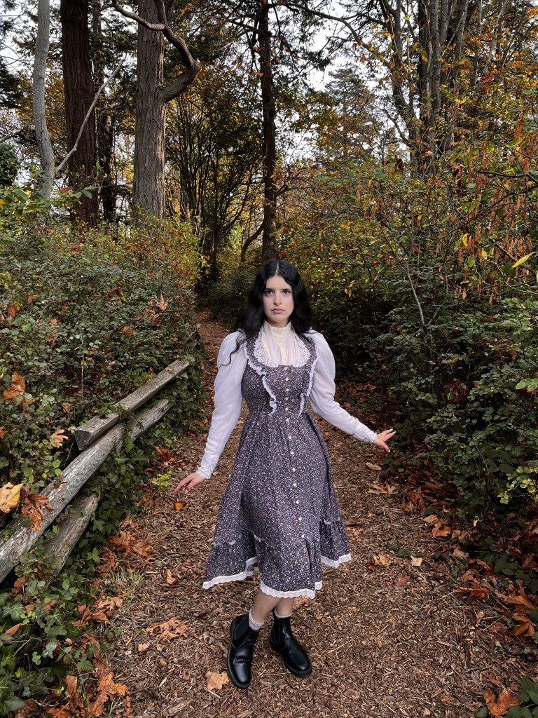 Angie in 70s Gunne Sax outfit