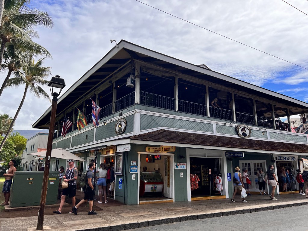 shops in Lahaina